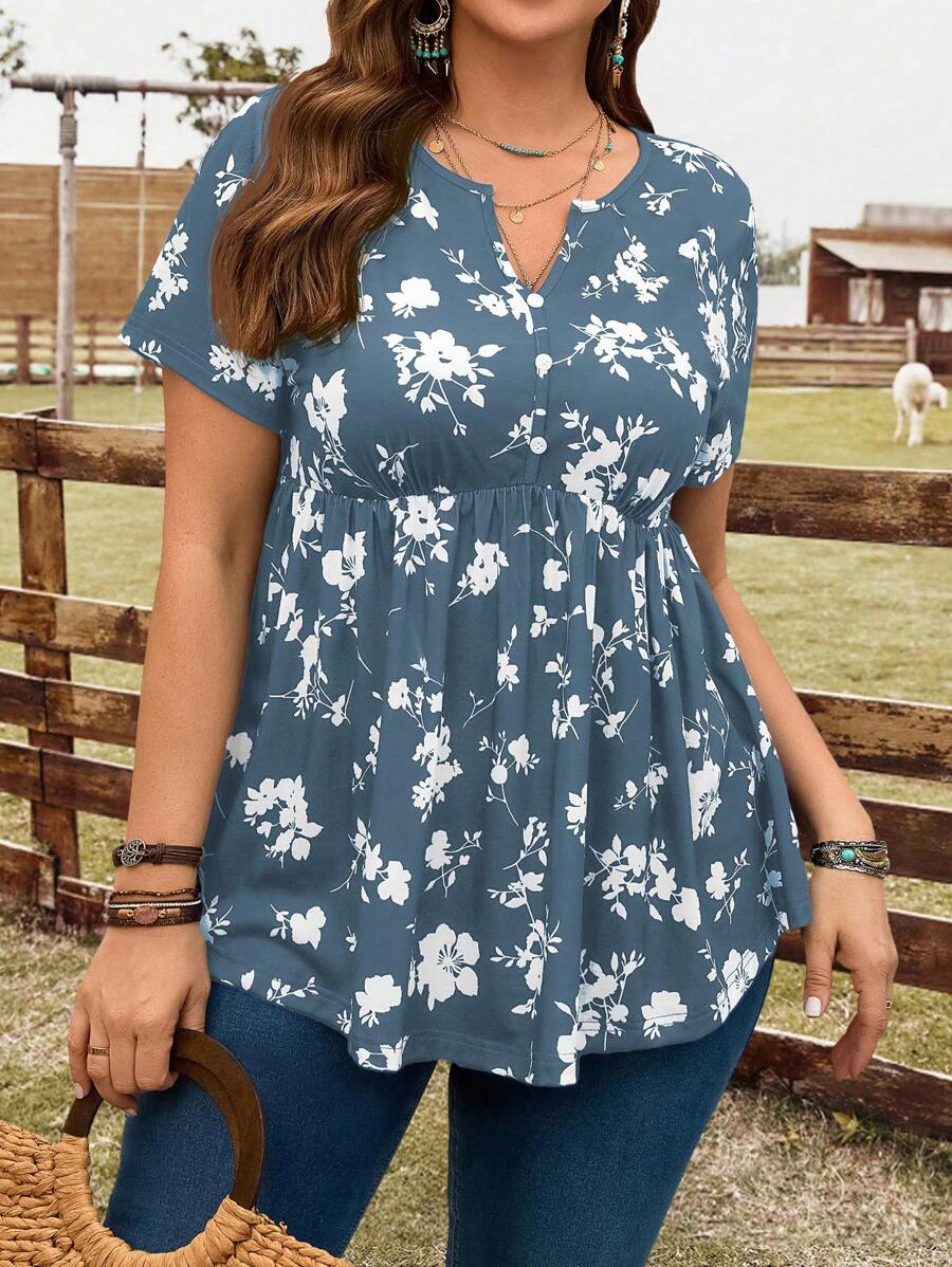 EMERY ROSE Camiseta de manga corta con cuello en V y estampado floral para mujer de talla grande, ideal para vacaciones, estilo bohemio - Celeste - Ver 1