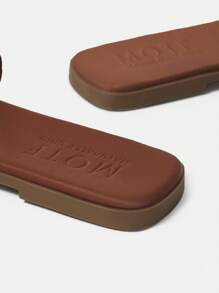 MOTF PREMIUM 舒适简约编织棕色女士平底凉鞋，适合新年假期、春季鞋、春假复活节