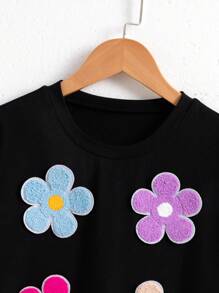 SHEIN 2pcs Set Tween Girls Embroidered Floral Decor T-Shirt + Washed Denim Shorts Set, New Summer Collection - Multicolor - View 4