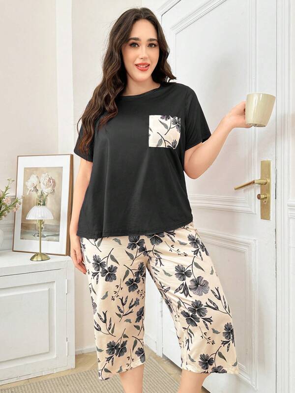 SHEIN Plus Size Floral Print Short Sleeve Top And Capri Pants Set With Pockets