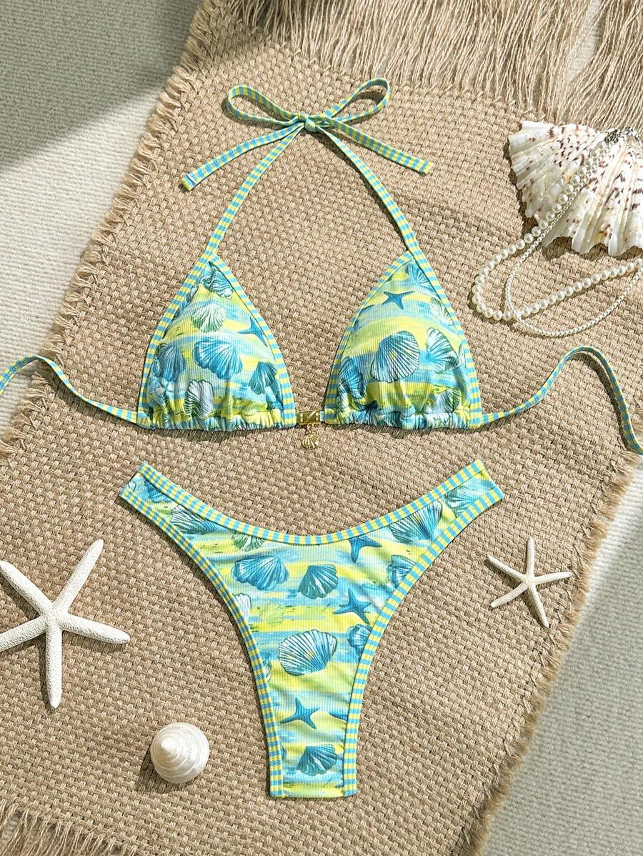 SHEIN 2pcs/Set Summer Random Printed Ribbed Textured Fabric Gold Seashell Accessory Halter Triangle Bikini Top And High Cut Thong Sexy Swimsuit Set - Multicolor - View 1