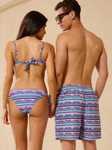Manfinity VDAYZ Shorts de Praia Masculinos com Estampa de Listras e Cordão na Cintura - Multicolorido - Visão 2
