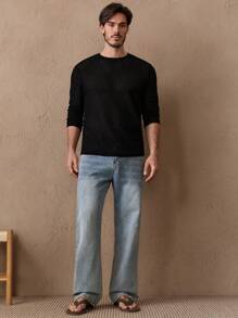 Manfinity NXTstreet Men Solid Round Neck Tee - Black - View 2