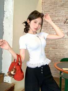 DAZY 夏季修身性感蕾丝荷叶边拼接立领休闲短袖女式T恤可爱上衣 - 白色 - 查看 2