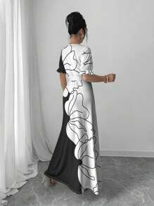 Yasmyna Stylish Floral Contrast Color Print Casual Dress For Women - Multicolor - View 2