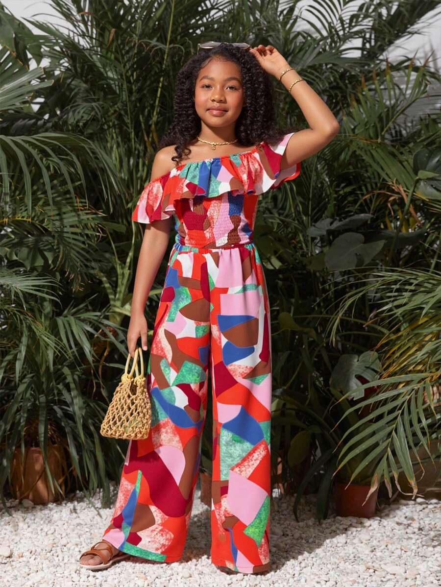 SHEIN Completo da ragazza pre-adolescente in 2 pezzi: top a balze con stampa geometrica colorata e spalle scoperte + pantaloni larghi e morbidi, abbigliamento casual per vacanze e feste