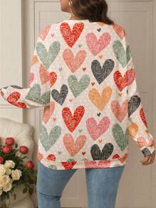 大码女式彩色爱心波点印花圆领长袖卫衣，适合毕业季、返校季、教师节等场合，秋季返校套头衫