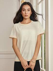 Dazy-Less Blusa da donna a maniche corte con collo rotondo, in chiffon con effetto testurizzato, decorata con fiori e frange, adatta all'estate e all'ufficio