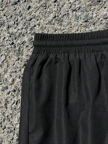 SHEIN Teen Boys Grey Letter Print T-Shirt And Black Cargo Shorts Set, Casual School Academy Style, Comfortable, Fashionable, Versatile, Soft, Suitable For Daily Wear, School, Travel, Sports - Multicolor - View 6