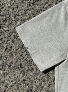 SHEIN Teen Boys Grey Letter Print T-Shirt And Black Cargo Shorts Set, Casual School Academy Style, Comfortable, Fashionable, Versatile, Soft, Suitable For Daily Wear, School, Travel, Sports - Multicolor - View 5