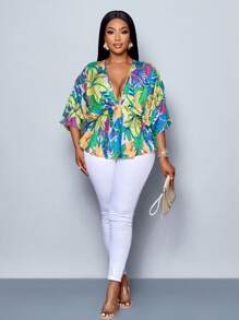 SOLERSUN New Spring And Summer Plus Size Women's Vacation Casual Outing Digital Flower Pleated Ruffle Bat Wing Sleeve Shirt - Green - View 6