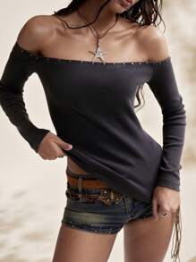 Easelle 女士休闲露肩铆钉修身长袖 T 恤，黑色雪花复古设计，春夏