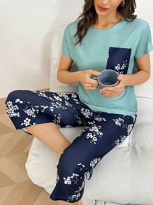 SHEIN 2pcs Floral Print Contrast Color Pocket Short Sleeve Top And 3/4 Length Shorts Set - Multicolor - View 2