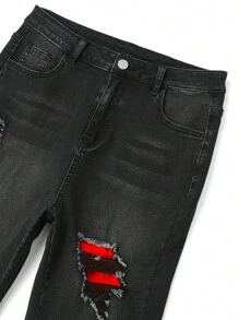 SHEIN Quần jean ngắn bó sát co giãn Y2K thời trang thường ngày cho bé trai, quần jean đen cắt xẻ, rách, đỏ, vá, mềm mại, mặc hàng ngày và bốn mùa, quần áo mùa hè cho bé trai. - màu đen - Xem 4