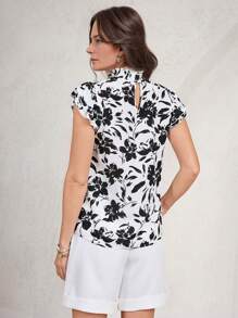 Miaspire Women's Floral Print Stand Collar Ruffle Hem Elegant Blouse For Summer - Black and White - View 2