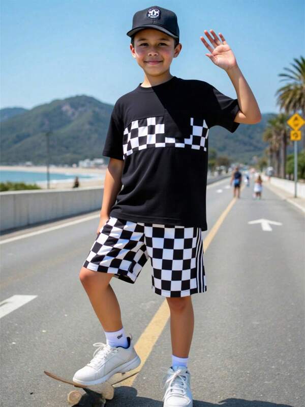 SHEIN Tween Boy Casual Checkered Print T-Shirt And Shorts 2 Pieces Set, Summer