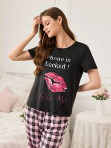 SHEIN Parte superior de pijama de mangas cortas para mujer, cómoda, con estampado de labios y letras, para verano