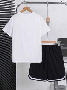 Set de 2 piezas para niño preadolescente con camiseta de cuello redondo blanca casual deportiva y pantalones cortos negros con estampado de oso europeo y americano de graffiti, adecuado para ropa de niños, atuendos de niño pequeño, de vuelta al cole, apto para fiestas de cumpleaños, fiestas de noche, actuaciones, bodas, bautizos, ceremonias de apertura, apto para uso diario, apto para la escuela, apto para viajes, apto para deportes, apto para primavera y verano