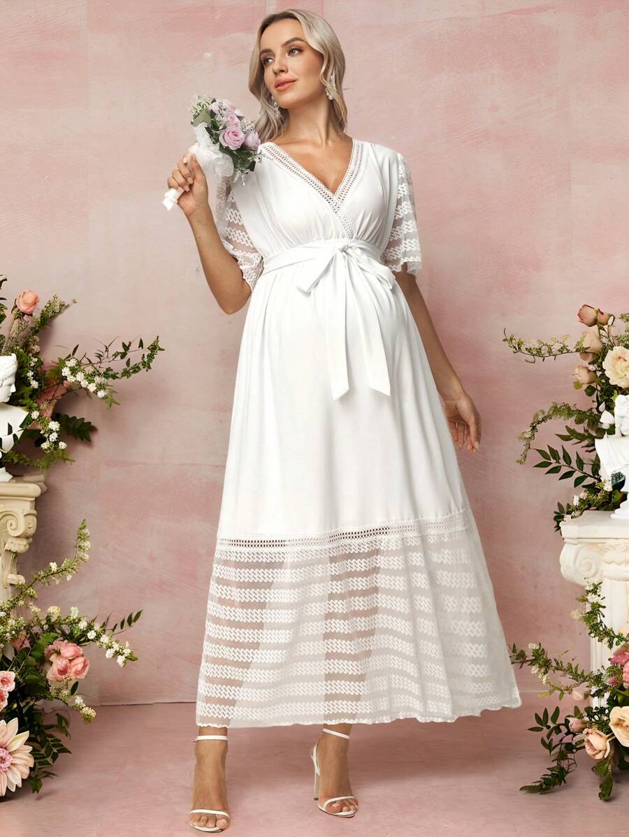 SHEIN 孕妇撞色网眼V领短袖蝴蝶结腰部优雅连衣裙孕妇装 - 白色 - 查看 1