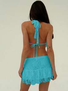 Aloruh طقم صيفي يتكون من توب حلقة منخفض الظهر متدلي الرقبة مزين بالدانتيل وتنورة قصيرة منخفضة الخصر من لون واحد - الأزرق - مشاهدة 2
