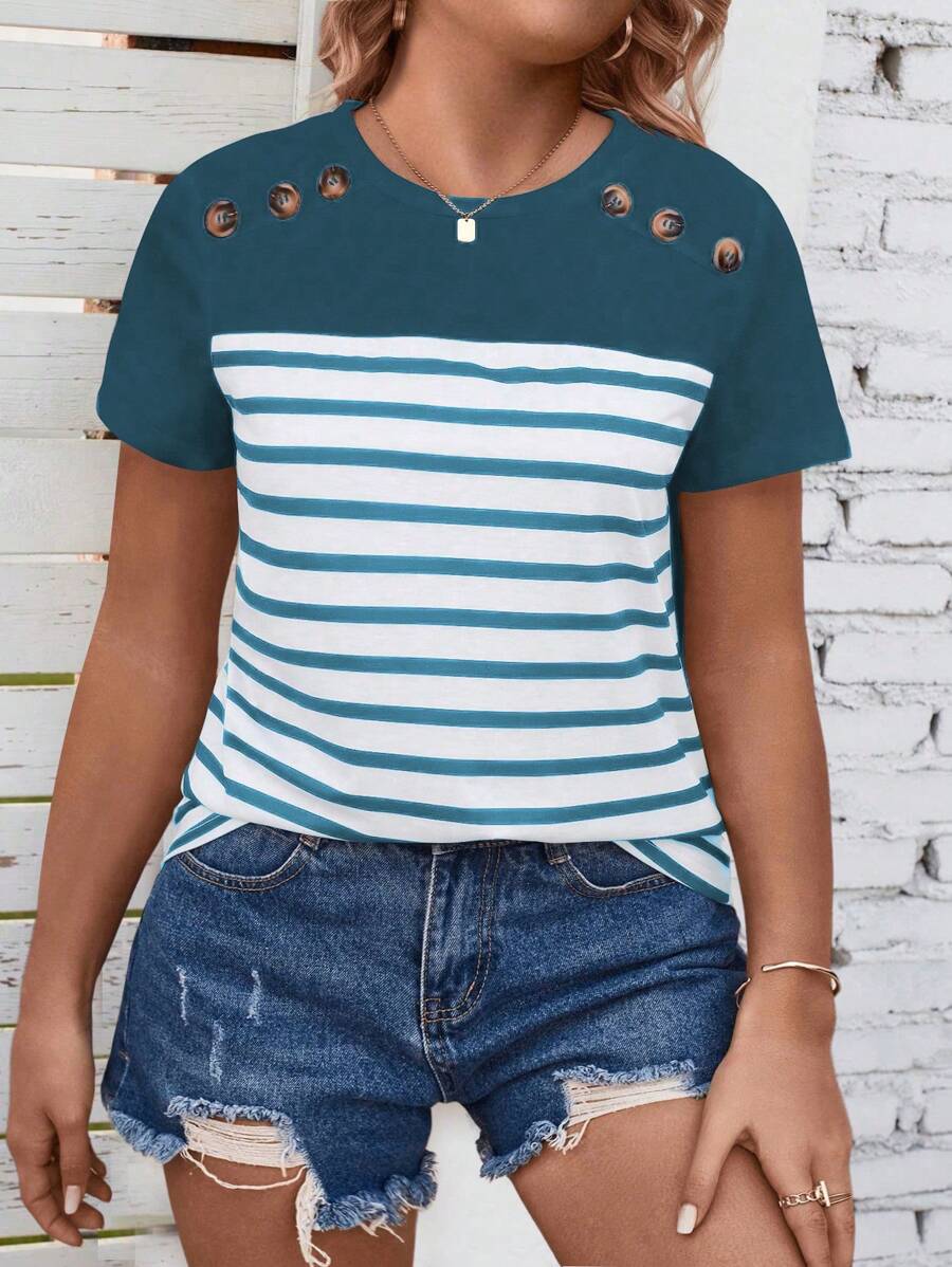 SHEIN LUNE CURVE Women Plus Size Round Neck Fuchsia Striped Printed T-Shirt With Button Shoulder Decoration - Multicolor - View 1