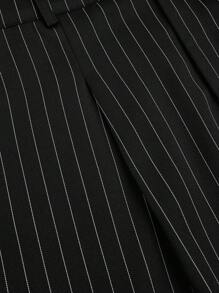 Sweetra Conjunto de traje de talla grande con chaleco de impresión de rayas blancas y negras de un solo botonadura y pantalones plisados de pierna ancha