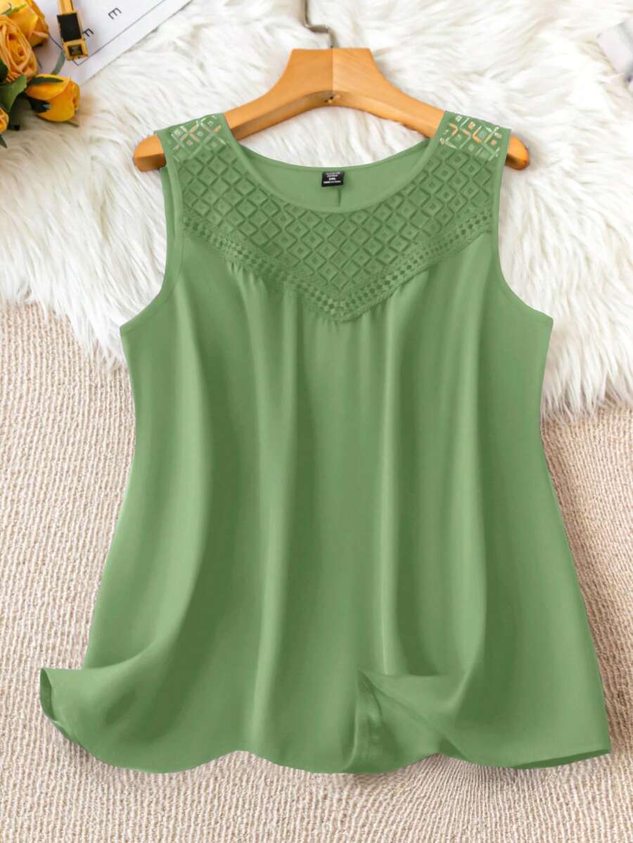 SHEIN LUNE Plus Size Solid Color Lace Patchwork Round Neck Casual Top For Summer - Green - View 1