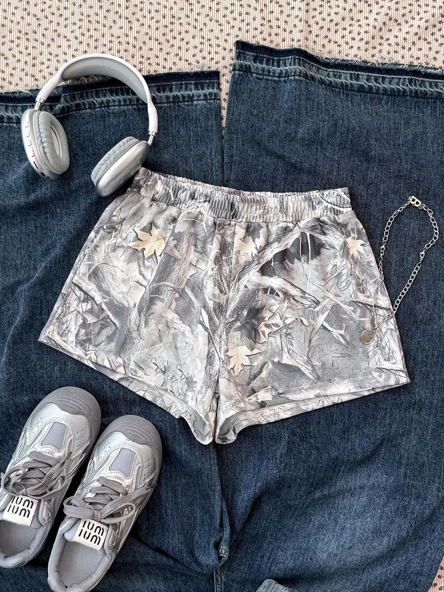 SHEIN TEENGIRL Summer Casual Camo Tree Branch Print Shorts