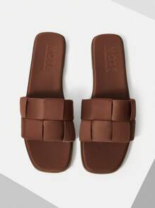 MOTF PREMIUM 舒适简约编织棕色女士平底凉鞋，适合新年假期、春季鞋、春假复活节