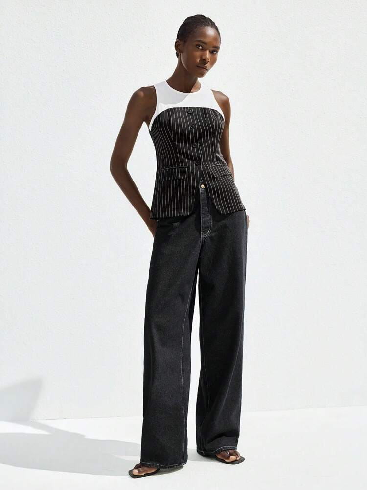 SHEIN Maija 2025 Mother's Day Modern City Women Sleeveless Black & White Contrast 2 In 1 Round Neck Blouse, Comfortable For Spring/Summer Commute, Vintage Style