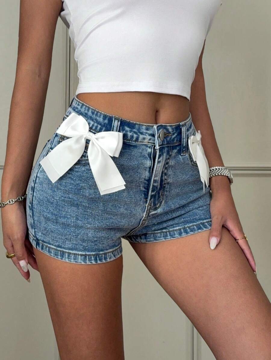 SHEIN 少女 Y2K 春夏低腰休闲复古水洗蝴蝶结口袋牛仔裤迷你基本款卷边短裤、少女夏季海滩波西米亚风度假短裤、夏季音乐会节日休闲狂欢装、少女夏季早午餐教堂毕业装、街头服饰、返校装
