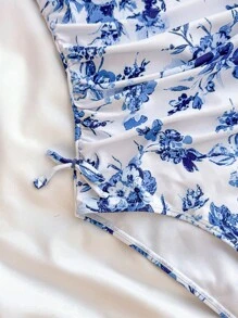 SHEIN Teen Girls Vacation Ditsy Floral Side Bow Decor Casual One-Piece Swimsuit With Cover-Up Skirt Set For Summer