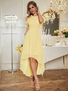 SHEIN Belle 优雅纯色露肩挂脖伴娘黄色礼服 - 黃色 - 查看 3