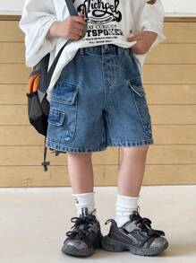 SHEIN 年轻男孩新款时尚休闲宽松蓝色牛仔工装牛仔裤短裤，休闲百搭，适合男孩夏季室内/室外服装和日常街头服饰 - 中等水洗藍 - 查看 4