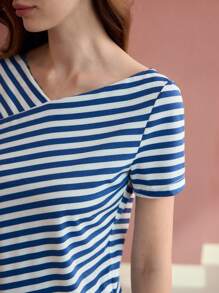 MOTF PREMIUM STRIPED PRINT SHORT SLEEVE T-SHIRT