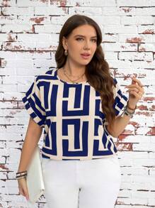 SHEIN LUNE Blouse à manches courtes en forme de chauve-souris avec col rond et imprimé géométrique pour femme grande taille - Bleu et Blanc - Voir 6