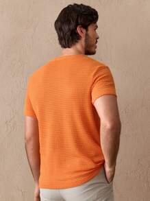 Manfinity VCAY 纯色华夫格针织圆领短袖T恤，夏季 - 亮橙色 - 查看 4