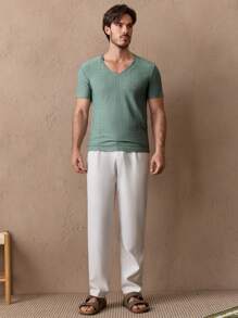 Manfinity VCAY 男士素色V領網眼刺繡T恤 - 薄荷綠 - 查看 3