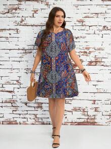 SHEIN LUNE 大码女式夏季波西米亚印花圆领短袖连衣裙