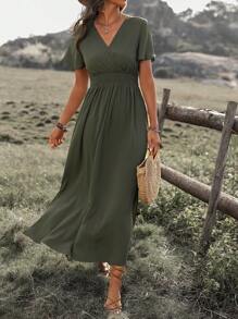 SHEIN PETITE Robe de plage bohème à taille froncée pour femme pour le printemps/été, robe casual pour les trajets, ourlet asymétrique évasé, fentes latérales, manches évasées