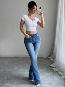 Elenzga 女士时尚休闲高腰修身喇叭牛仔裤 - 中等水洗藍 - 查看 1