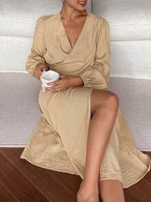 DAZY Bộ đồ ngủ tay rộng rộng rãi ve áo màu trơn dành cho nữ - Màu Khaki - Xem 7