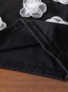 SHEIN 2pcs/Set Young Girl Fashion Contrast Color 3D Floral Decor Sleeveless Round Neck Top And Mesh Skirt Set, Versatile For Daily Wear And Outdoor Vacation, Spring/Summer  Holiday  Travel  Summer  Relax