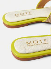 MOTF PREMIUM SQUARE TOE CONTRAST TRIM FLAT SANDALS
