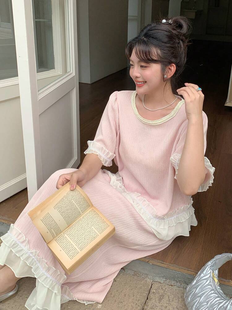 Dazy Plus 2pcs/Set Contrast Color Splice Round Neck Frill Trim Pink Top & Skirt Set