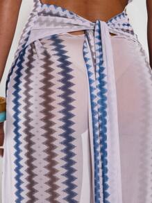 Musera Resort Robe de plage longue ajustée en mousseline de soie à imprimé, avec épaules dénudées et manches courtes. Élégante et sexy, parfaite pour les vacances, les stations balnéaires et les mariages en saison printanière et estivale. - Blanc - Voir 5