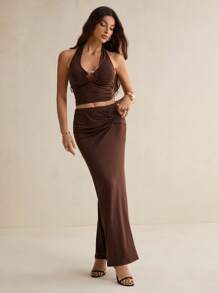SHEIN Tall Conjunto de 2 piezas de mujer con falda larga y top corto de punto con detalle de nudo, sin mangas y con cuello halter, color marrón - Marrón - Ver 6