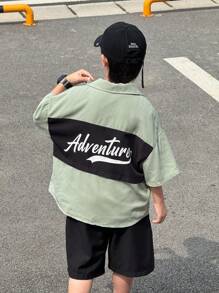 SHEIN 2 件套青少年男童休闲纯色 Polo 领刺绣宽松短袖衬衫和梭织短裤套装，黑白相间，适合通勤、上学、日常休闲、旅行、运动、春夏秋冬 - 黑色 - 查看 6