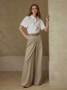 MOTF PREMIUM Pantalones con bolsillos sesgados y detalles de strass - Caqui - Ver 1