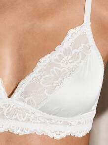 AiiRZ 舒适蕾丝贴花三角形文胸软杯无钢圈内衣透明网眼细节可调节肩带婚礼新娘蜜月日常必备 - 白色 - 查看 5